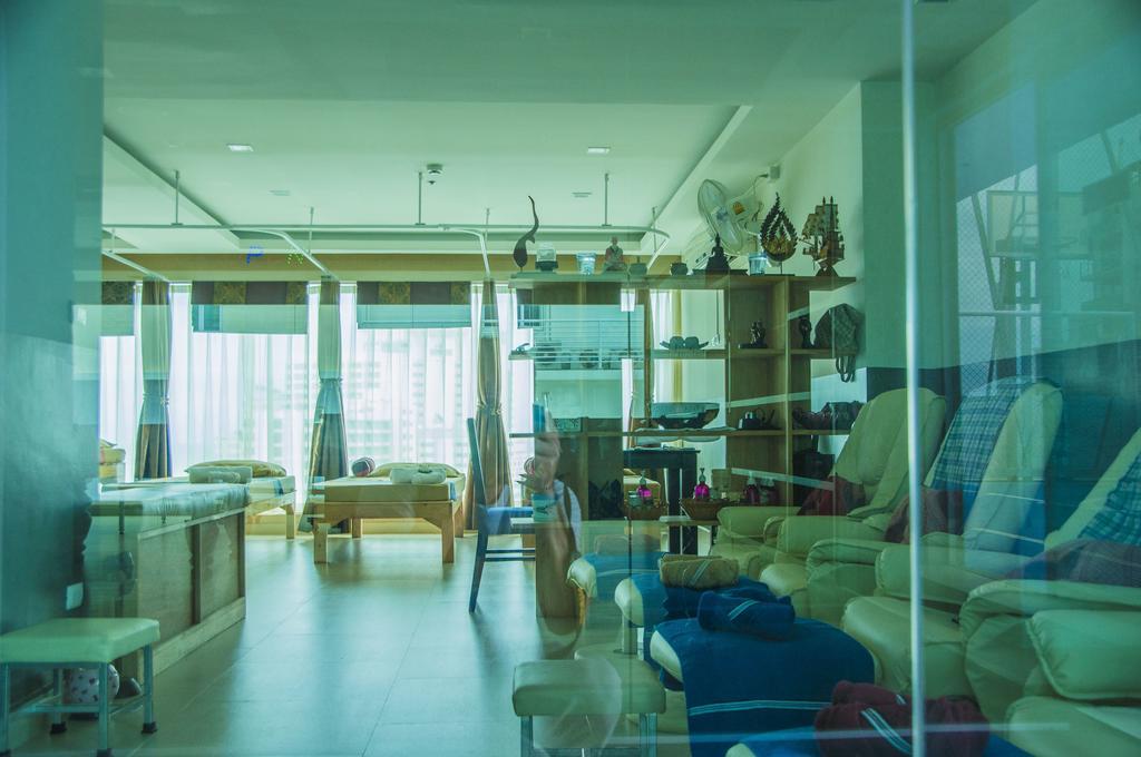 Cosy Beach View Condominium Pattaya Luaran gambar